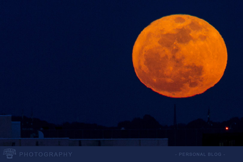 byp-orange-moon